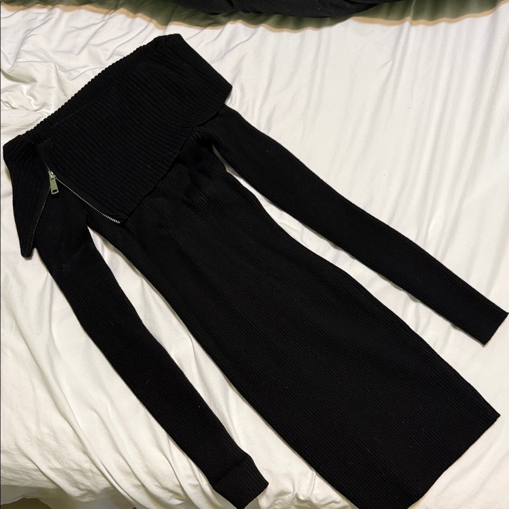 Forever 21 Black Off-Shoulder Dress
